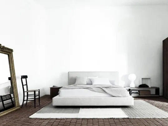 Letto matrimoniale con testiera Richard di B&B Italia