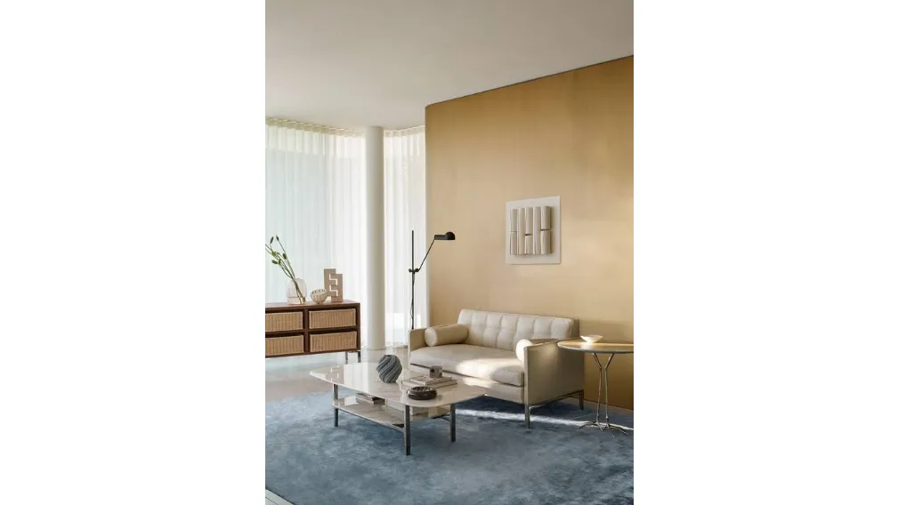 Tavolino di design con base a forma di zampa con artigli Traccia in fusione di bronzo di Cassina