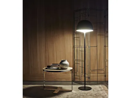 Tavolino rotondo Eileen con base in acciaio e top in fibra di legno MDF impiallacciato di B&B Italia
