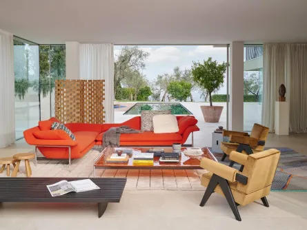 Tavolino Esosoft Coffee Table in vetro ondulato colorato e base in alluminio di Cassina