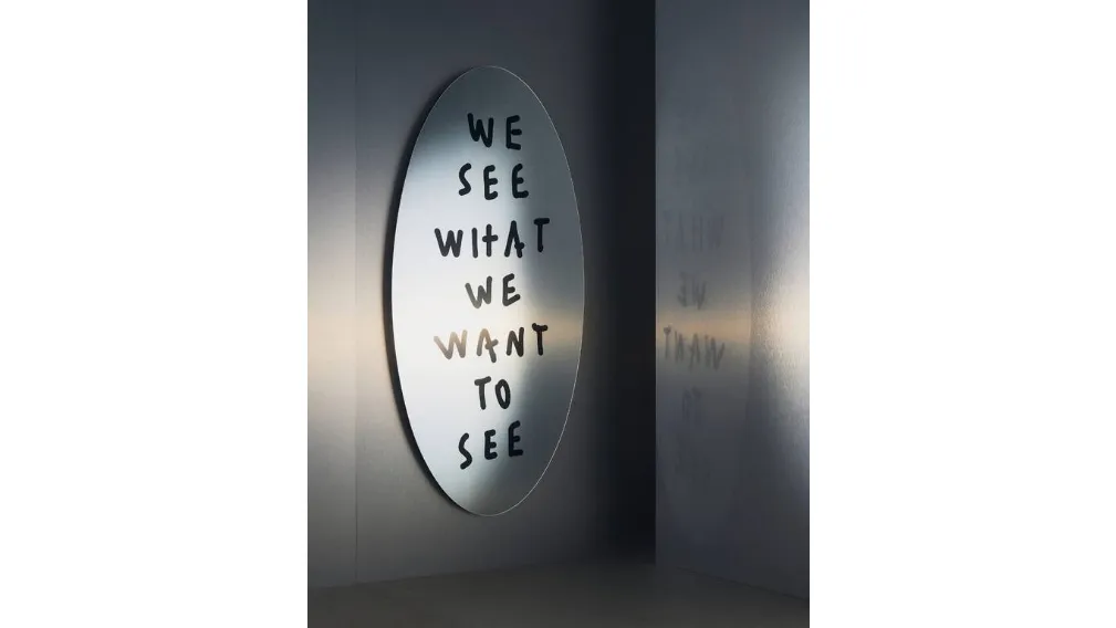 Specchio Me from Outside di Cassina