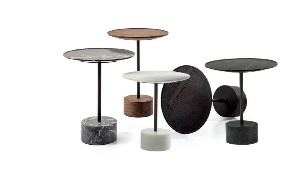 Tavolino rotondo 9 Low Table con top e base in varie finiture: marmo, laminato o legno di Cassina
