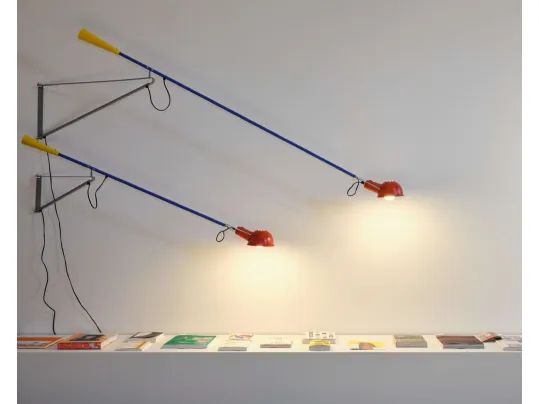 Lampada da parete con braccio orientabile 265 Small di Flos
