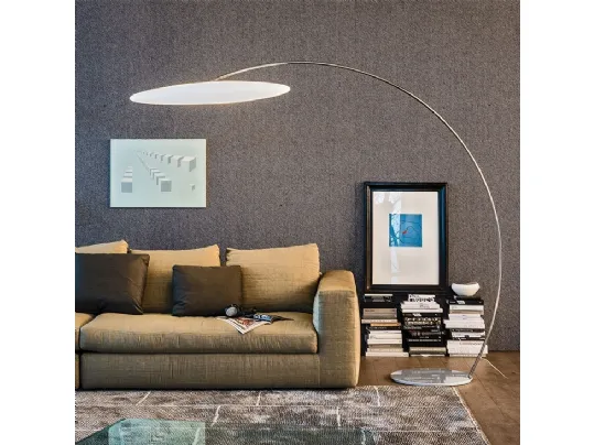 Lampada da terra in polietilene bianco Astra Arc di Cattelan Italia