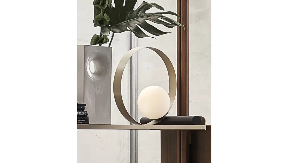 Lampada Bubble da Tavolo da un anello metallico verniciato e da un bulbo in vetro bianco satinato di Riflessi