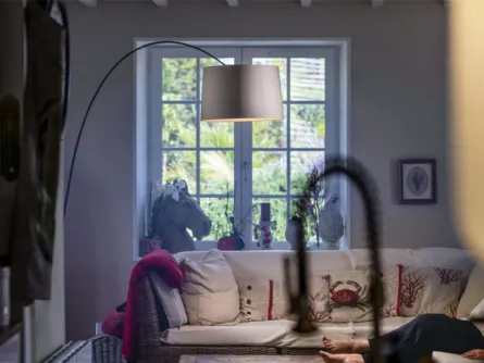 Lampada da terra Twiggy Wood di Foscarini