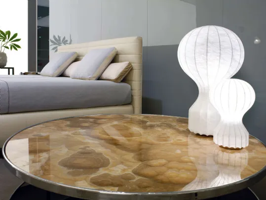 Lampada da tavolo a luce diffusa con diffusore in resina Gatto di Flos