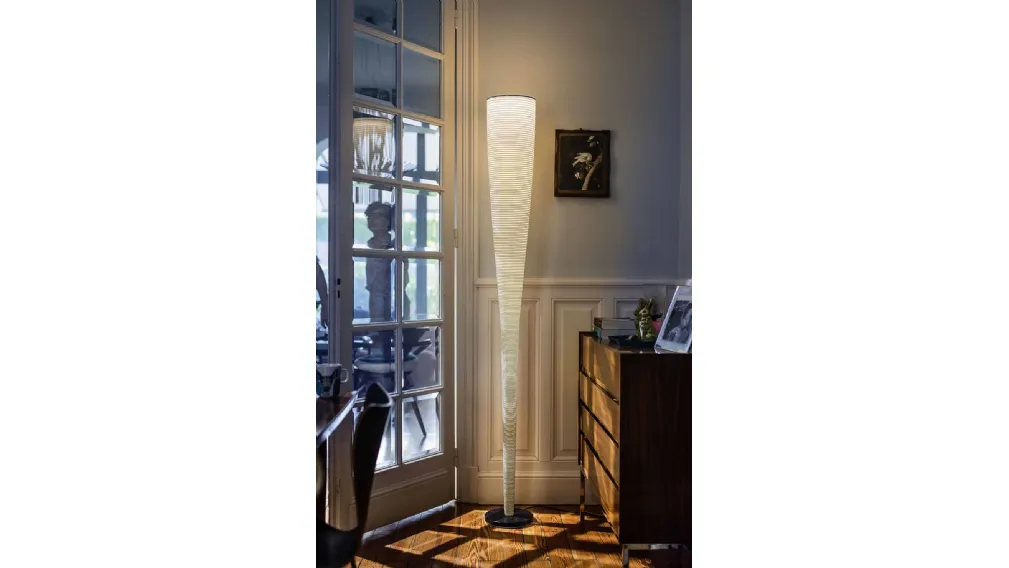 Lampada da terra Mite di Foscarini