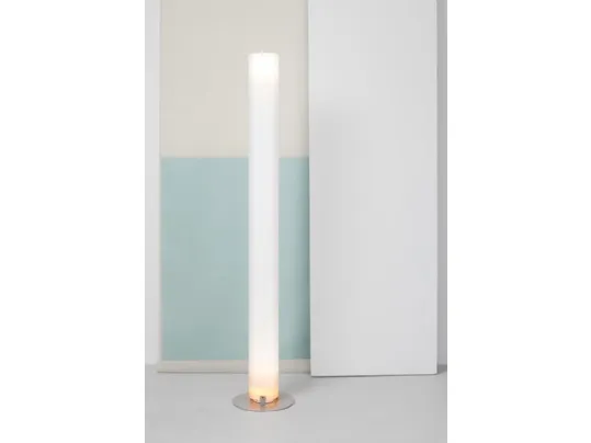 Lampada da terra a luce indiretta e diffusa in metacrilato di Flos