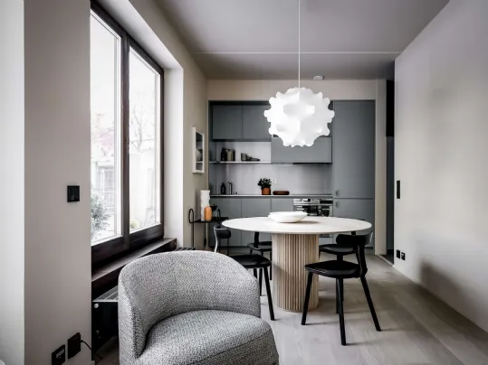 Lampada a sospensione con diffusore in resina Taraxacum di Flos
