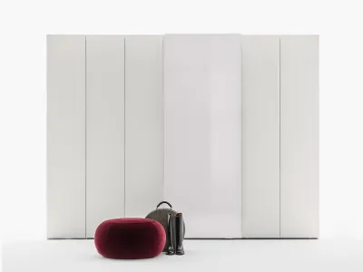 Armadio Freedhome con ante scorrevoli Natural Wood e vetro di Caccaro