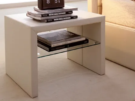 Comodino in legno rivestito in pelle Dorian di Cattelan Italia