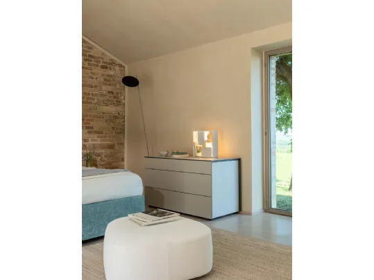 Comò in laccato opaco Juta di Flou