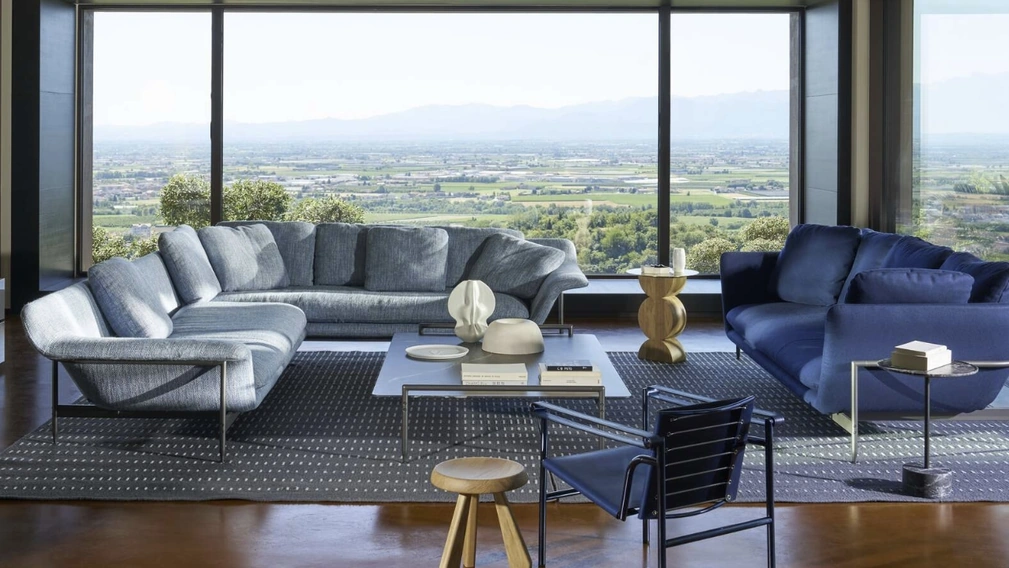Salotto angolare Esosoft di Cassina
