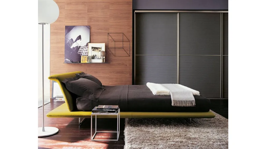 Letto matrimoniale di design Siena di B&B Italia