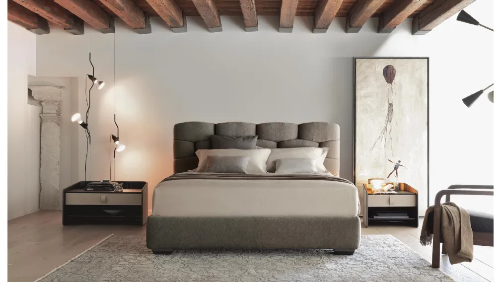 Letto in tessuto con testiera classica intrecciata completamente sfoderabile Majal di Flou