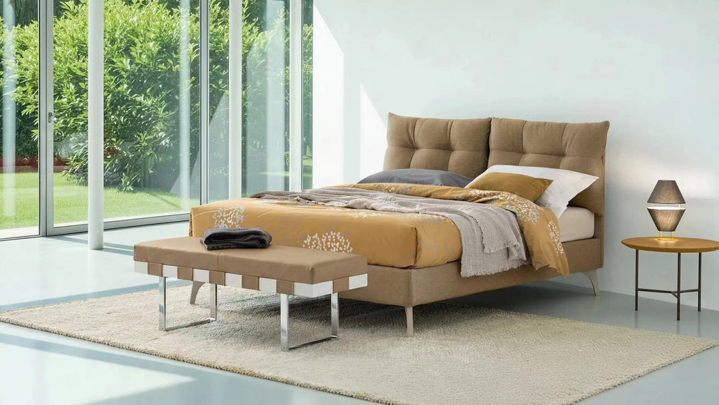 Letto in tessuto imbottito Loren con contenitore di Oggioni