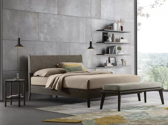 Letto con testiera Orimento di Oggioni