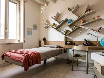 Letto Singolo sospeso con testiera in legno Fluttua di Lago