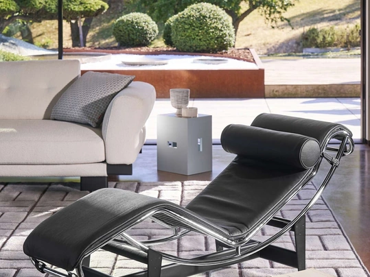 Chaise Longue à réglage continu di Cassina
