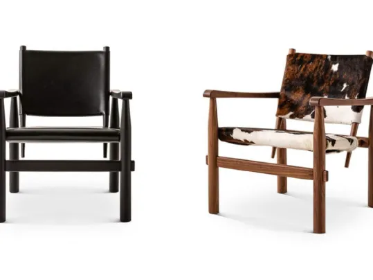 Poltroncina Doron Hotel in pelle con struttura in legno di Cassina