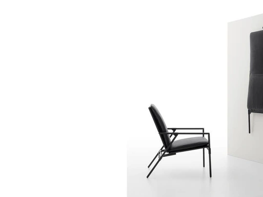 Poltroncina pieghevole Nena di B&B Italia