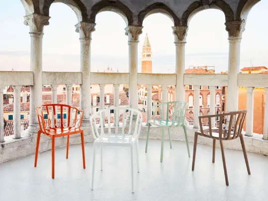 Sedia impilabile Venice di Kartell