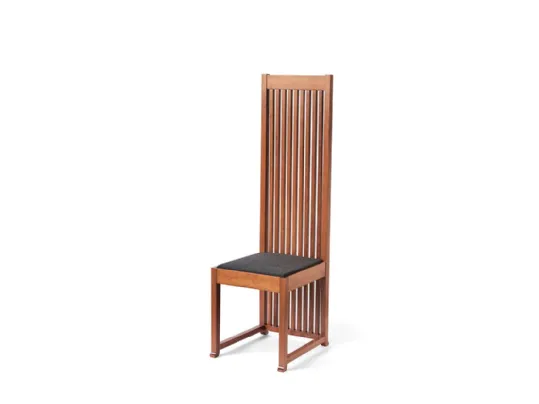 Sedia con schienale alto in legno Robie di Cassina