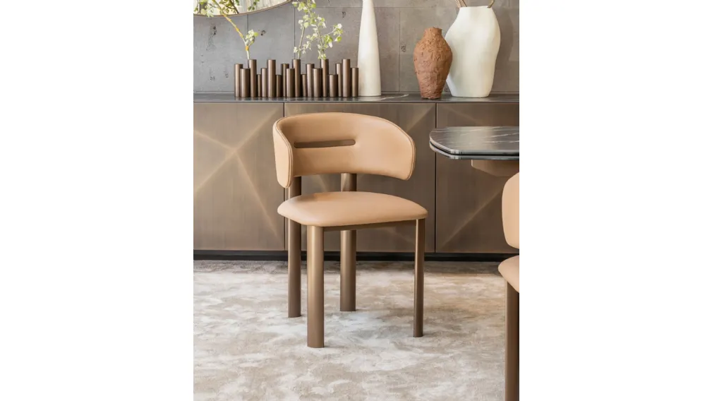 Sedia di design in pelle Velvet di Riflessi