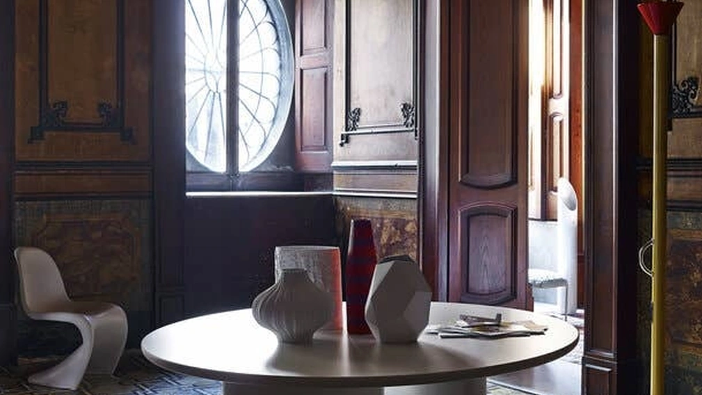 Tavolo Tobi-Ishi di B&B Italia