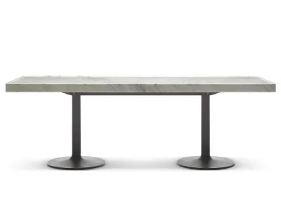 Tavolo Pied Corolle di Cassina