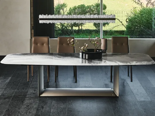 Tavolo con base in acciaio e piano in cristallo con stampa Dragon Crystalart di Cattelan Italia