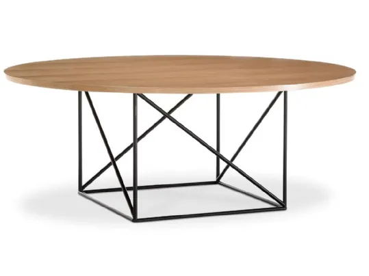 Tavolo ovale LC15 Table de Conférence in legno di rovere massello con base in acciaio di Cassina