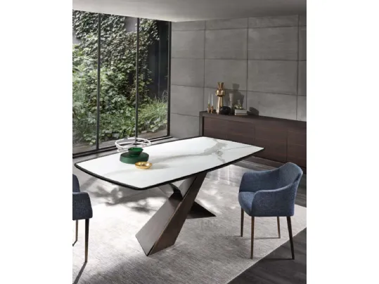 Tavolo Living con piano Legno con inserto in Ceramica e base in metallo verniciato di Riflessi