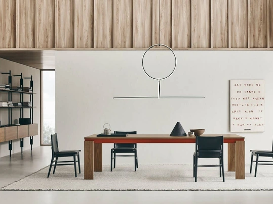 Tavolo Parallel Structure in legno di B&B Italia