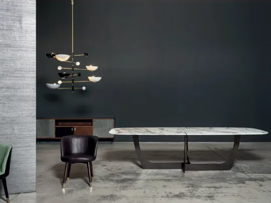 Tavolo con base in metallo e piano in marmo Romeo di Baxter