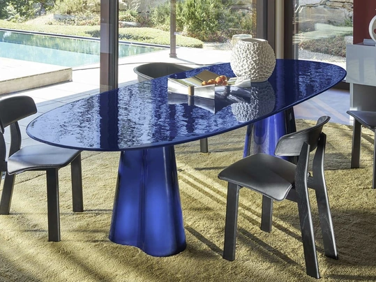 Tavolo in vetro Treflo di Cassina