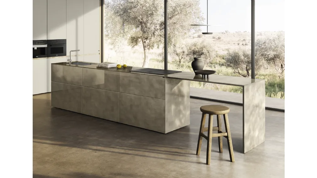 Cucina Design con isola 36e8 Cut Project 2821 di Lago
