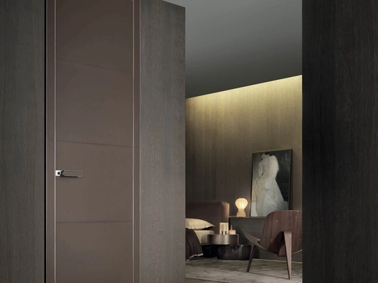 Porta per interni Luxor in cuoio fango di Rimadesio