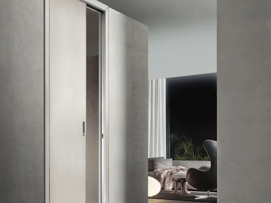 Porta per interni Luxor Scorrevole in laccato Lino opaco di Rimadesio