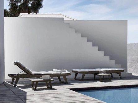 Lettino Gio in legno massello di B&B Italia