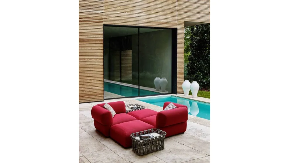 Divano e Pouf Butterfly di B&B Italia