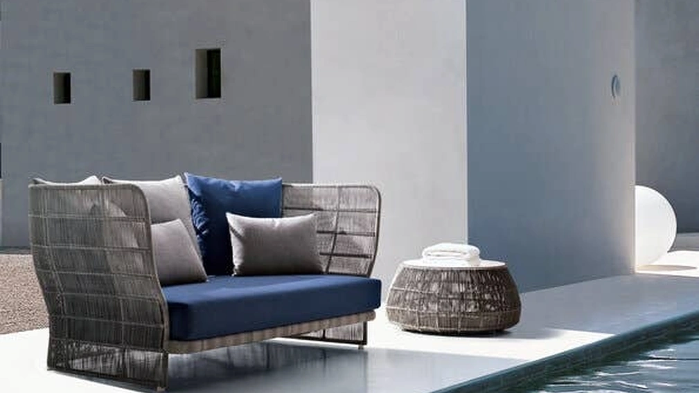 Divano e Pouf Canasta '13 di B&B Italia