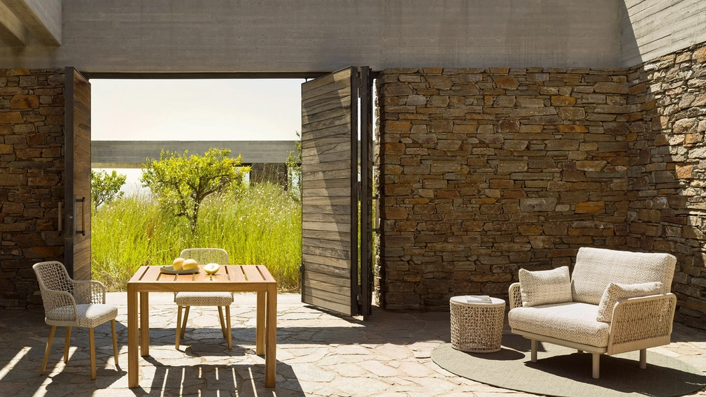 Tavolo in Iroko Gianna di Varaschin