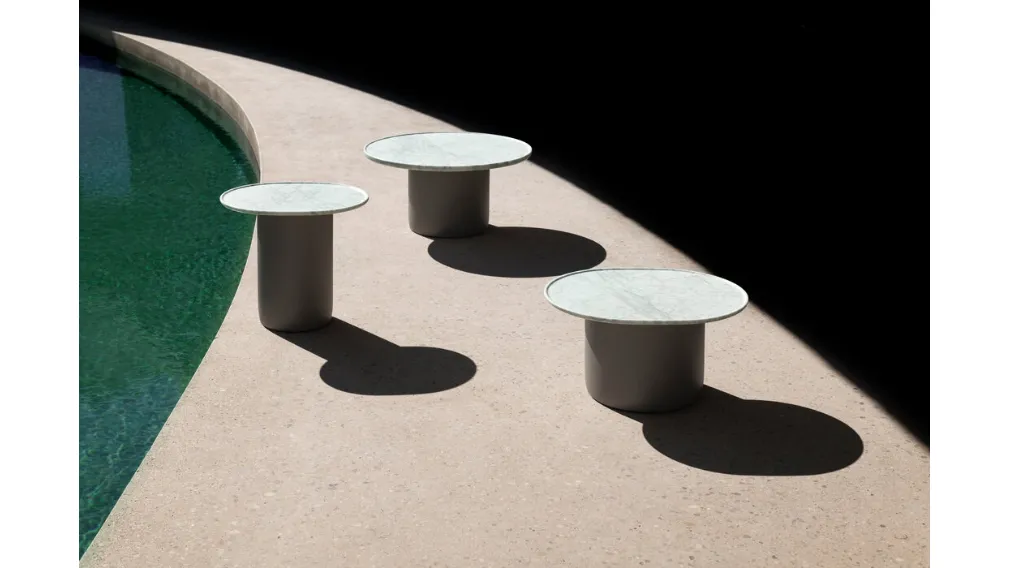 Tavolini in marmo Button Tables Outdoor di B&B Italia