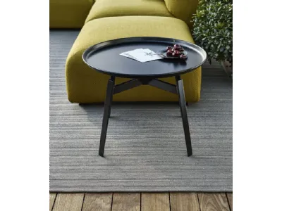 Tavolinooutdoor Husk in lamiera di alluminio e acciaio di B&B Italia