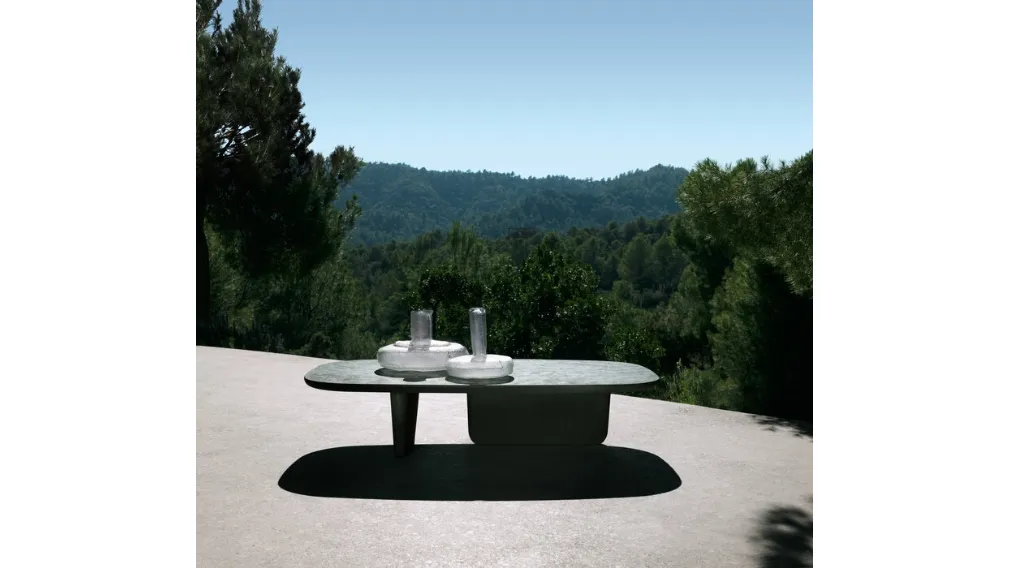 Tavolino Tobi Ishi Outdoor in cemento Grigio di B&B Italia