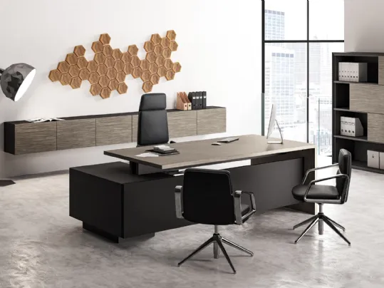 Composizione di scrivania in legno, sedia direzionale e ospiti in pelle, mobili ufficio, Elite di Las Mobili